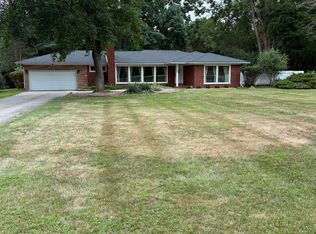 24605 N Cromwell Dr, Franklin, MI 48025
