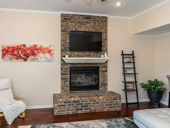 3rd image of 6411 College Ave
