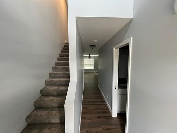 2nd image of 501 N Elm St