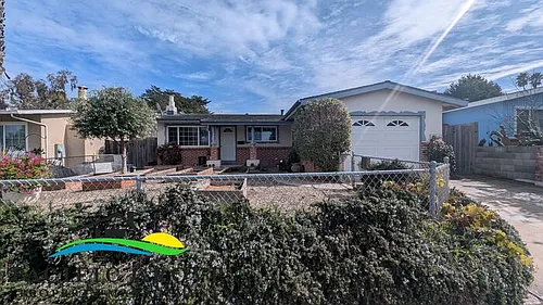 1608 Luxton St Photo 1