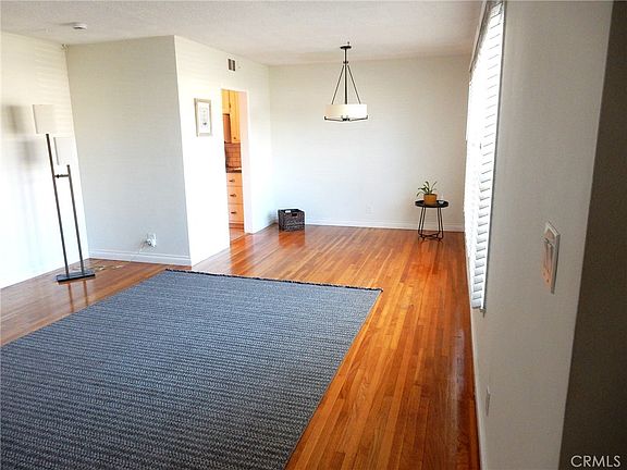 5th image of 8428 Los Amores St