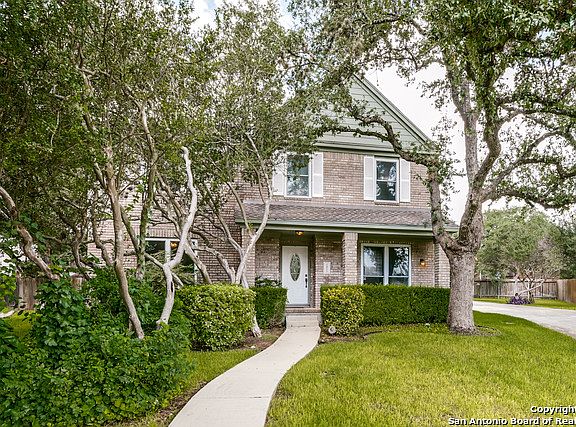 2nd image of 2435 Cove Hl