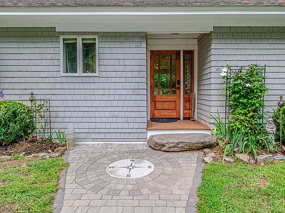 4th image of 233 Smith Road