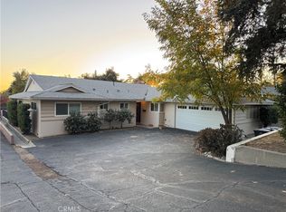 640 E Pine St, Altadena, CA 91001
