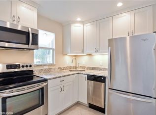 647 12th Ave S #647, Naples, FL 34102