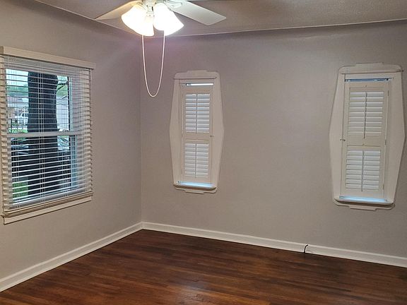 5th image of 27625 Ponchartrain Dr