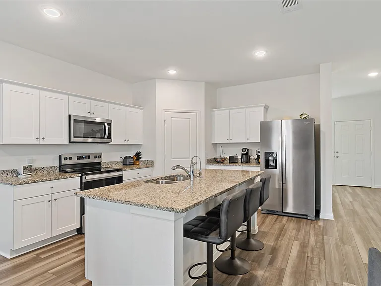 21568 Rolling Streams Dr — Photo 5