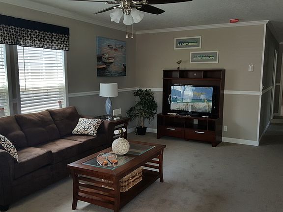 4th image of 1233 S Jk Powell Blvd #16711