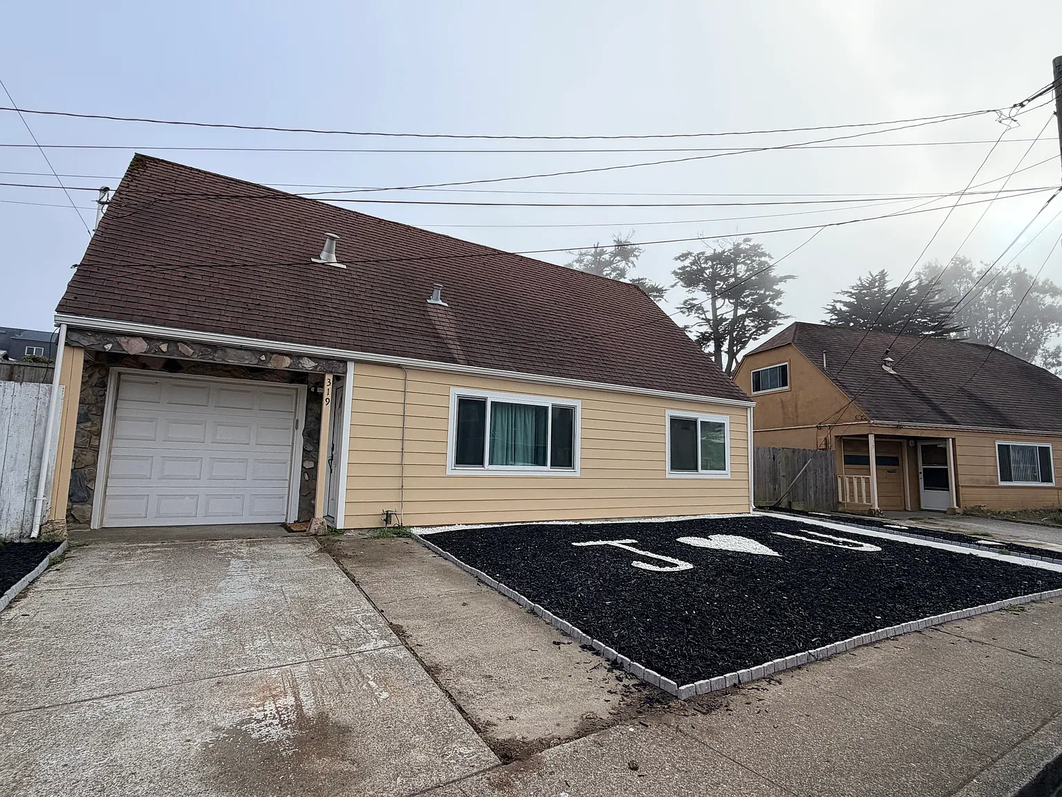 Mina Ln, Pacifica — Photo 3