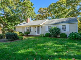 19 S East Ln, Barnstable, MA 02630