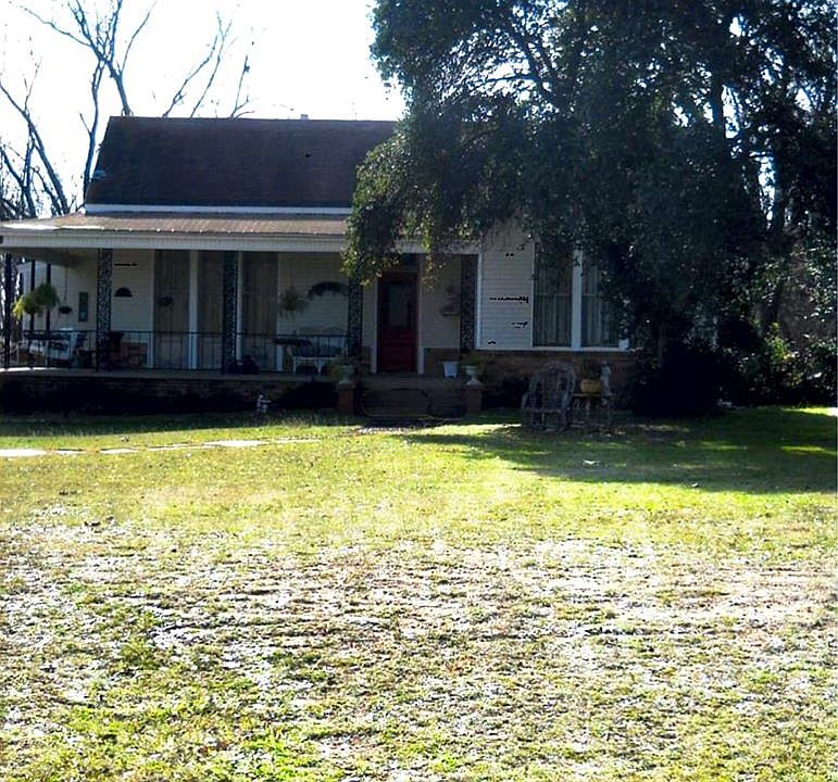 1st image of 1915 N Jackson St