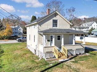 72 Marshall St, Putnam, CT 06260