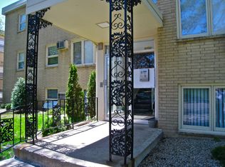 L & O Apartments, Saint Paul, MN 55105