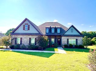 940 Towne Lake Pkwy, Opelika, AL 36804
