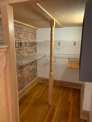 Rented by Salon Realty Corp | media 14