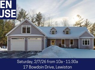 17 Bowdoin Drive, Lewiston, ME 04240