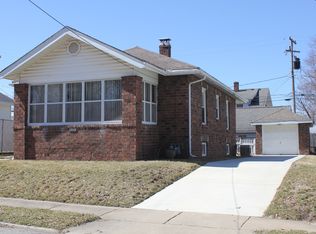 1513 Wilson St, Bloomington, IL