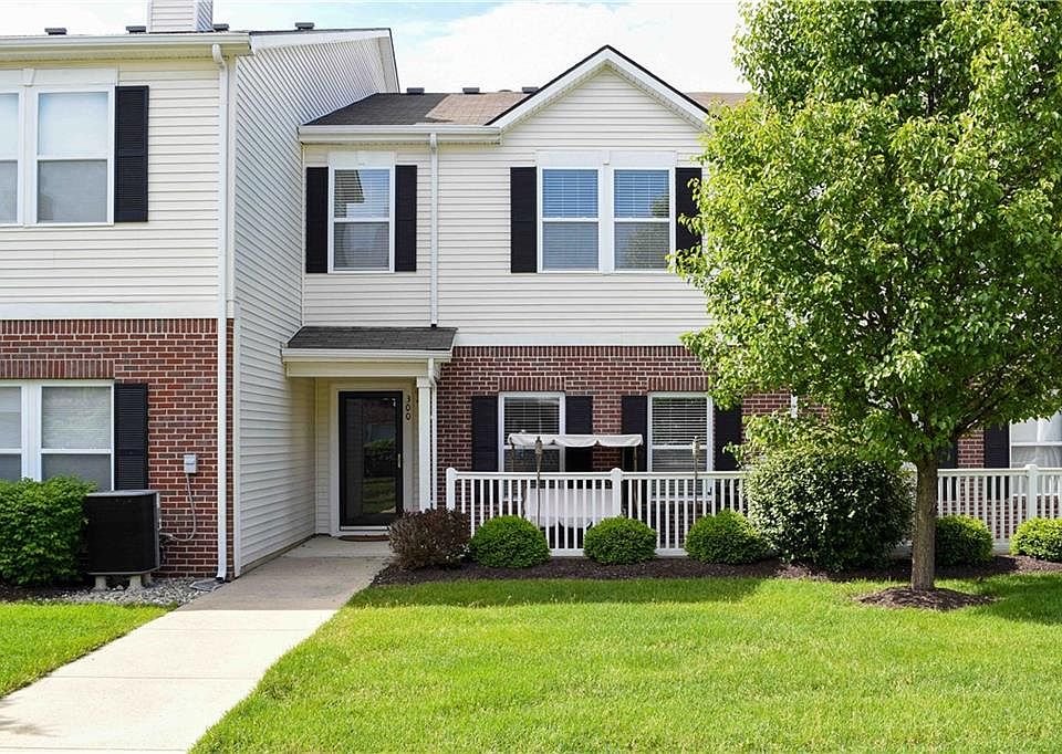 1st image of 13289 Komatite Way Unit 300