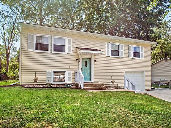 4th image of 9225 W 100th St