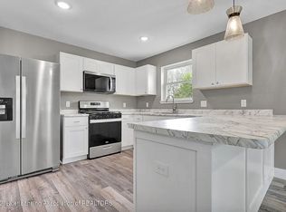 622 Carrier St, Lansing, MI 48906