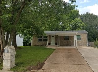 51 Hunting Creek Rd, Saint Peters, MO 63376