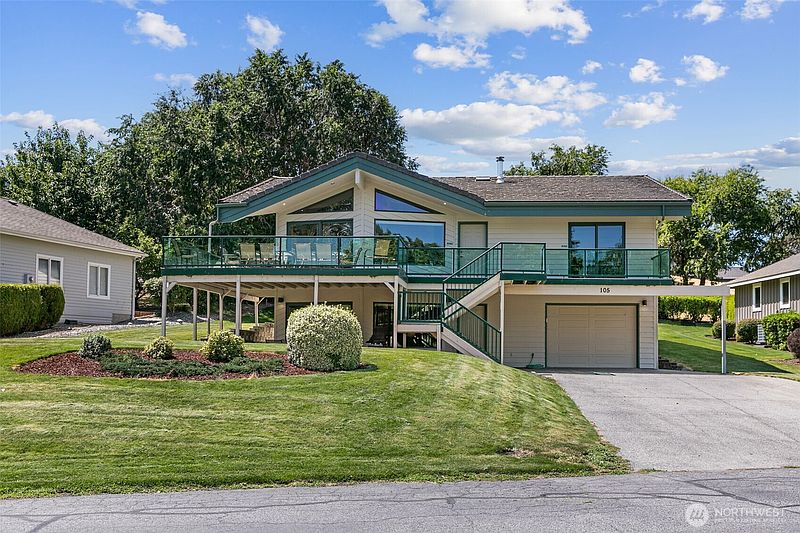 2nd image of 105 Chelan View Drive