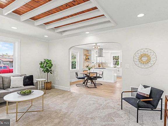 5th image of 2050 Graystone Rd