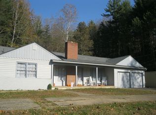 139 Pine Grove Dr, Nelsonville, OH 45764