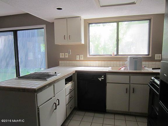 2nd image of 222 Lochcarren Ct