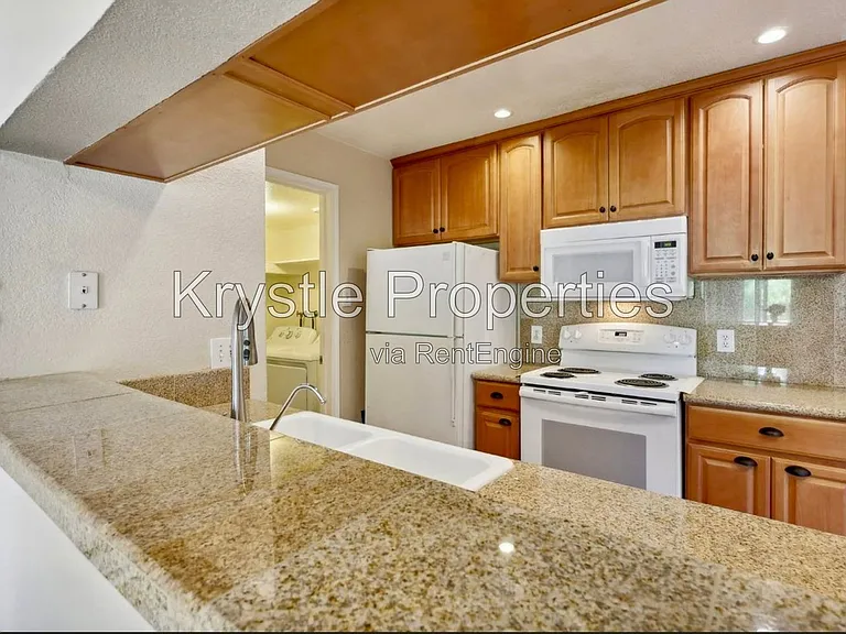 1201 Glen Cove Pkwy #713 — Photo 11