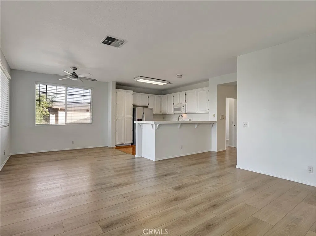 2 bed, 1158 sqft, $3,500 — Photo 3