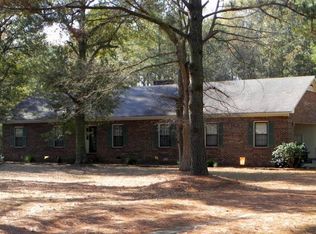 1001 N Main St, Salemburg, NC 28385