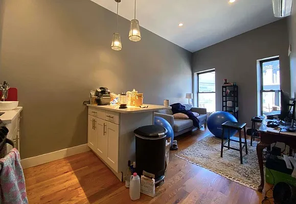 Rented by Nooklyn NYC LLC | media 33