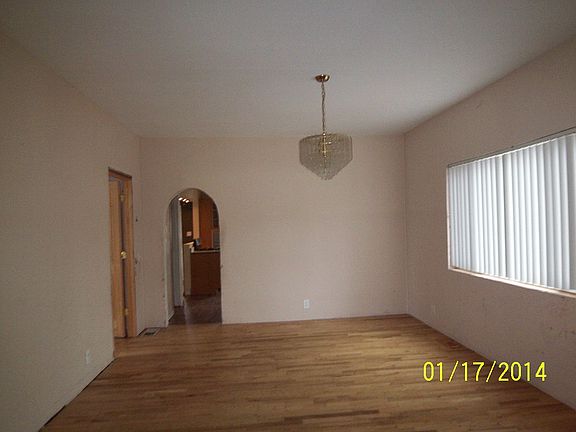 5th image of 355 Lynn St