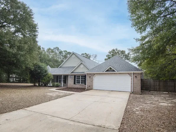 5561 Cottonwood Dr, Milton, FL 32570