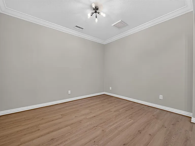13423 Preston Cliff Ct — Photo 8