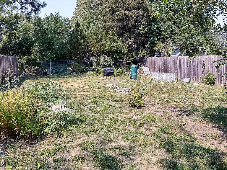 415 S Polk St — Photo 5