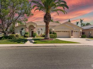 10726 Beaver Creek Dr, Bakersfield, CA 93312