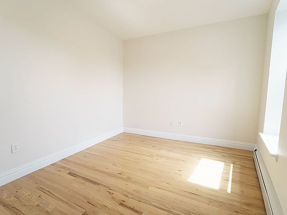 3rd image of 55 Carlton Ave #4A