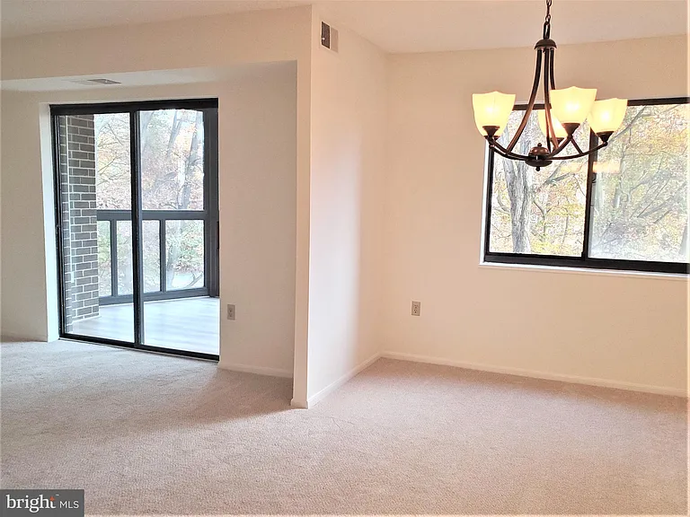 15100 Interlachen Dr #4516 — Photo 10