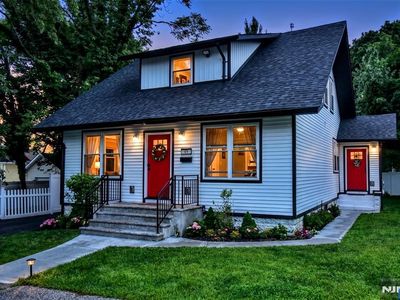 69 Wyckoff Avenue, Waldwick, NJ, 07463