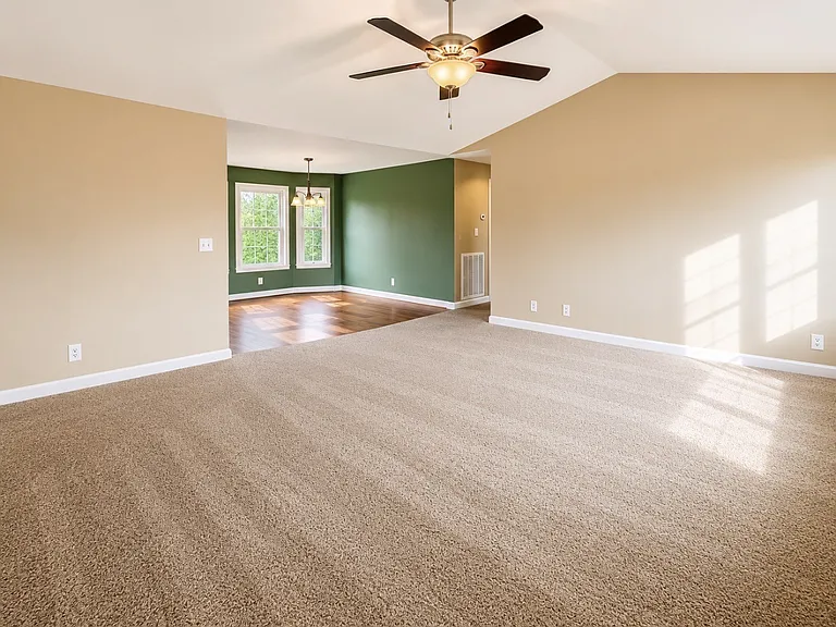 1318 Chucker Dr — Photo 2