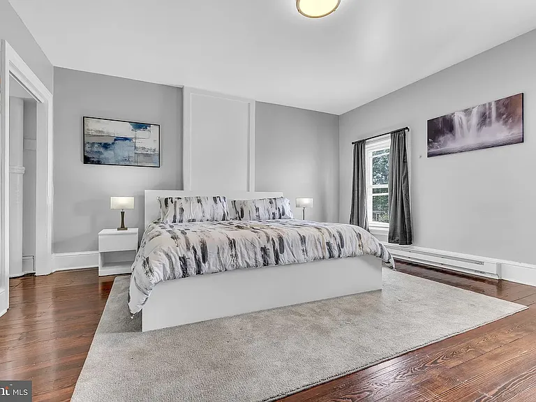 905 W Marshall St #2 — Photo 6