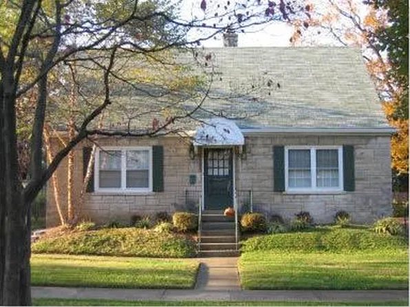 4215 Briarwood Rd, Saint Matthews, KY 40207