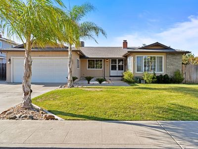571 Tamarack Ln, Lemoore, CA, 93245
