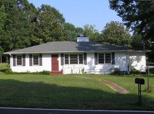 359 3rd Ave, Winder, GA 30680