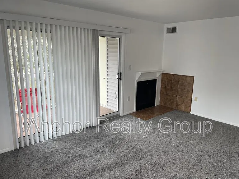 1009 Autumn Woods Ln #111 — Photo 19