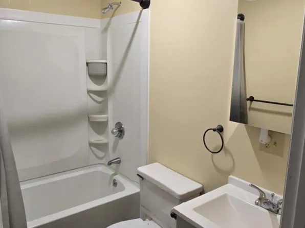 13-19 Lower Welden St #15, Saint Albans, VT 05478