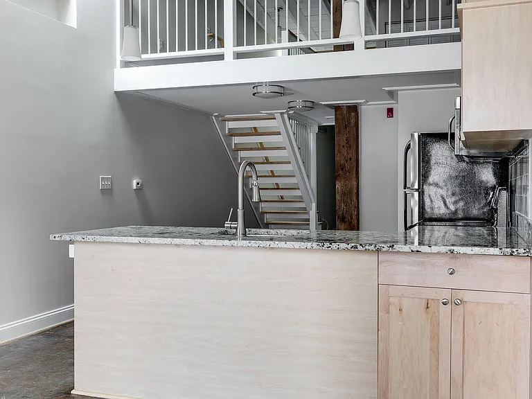1710 E Franklin St — Photo 54