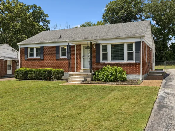 1820 Sunset Ave, Columbia, TN 38401